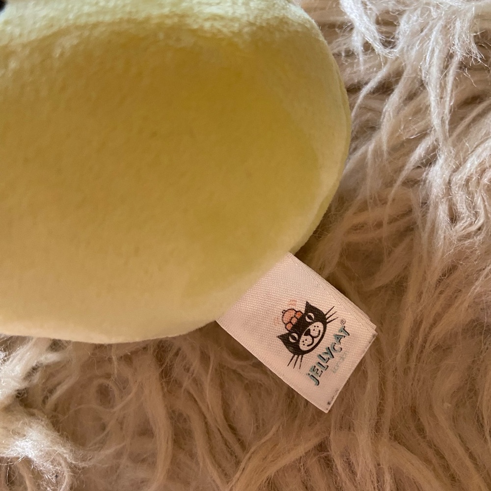 JELLYCAT GREEN APPLE - Picture 3 of 3